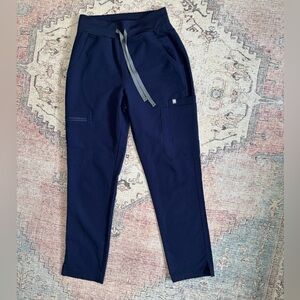 HW Yola Yoga Scrub Pants
